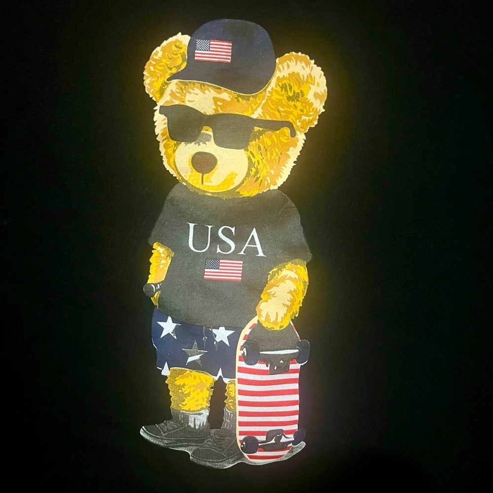 USA Bear Graphic T-Shirt - Medium